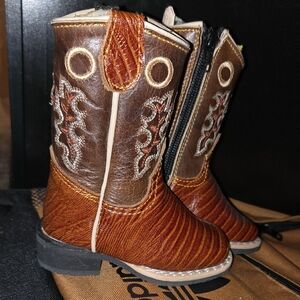 Western Cowgirl Boots NWOT